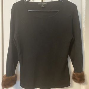 Women’s sweater